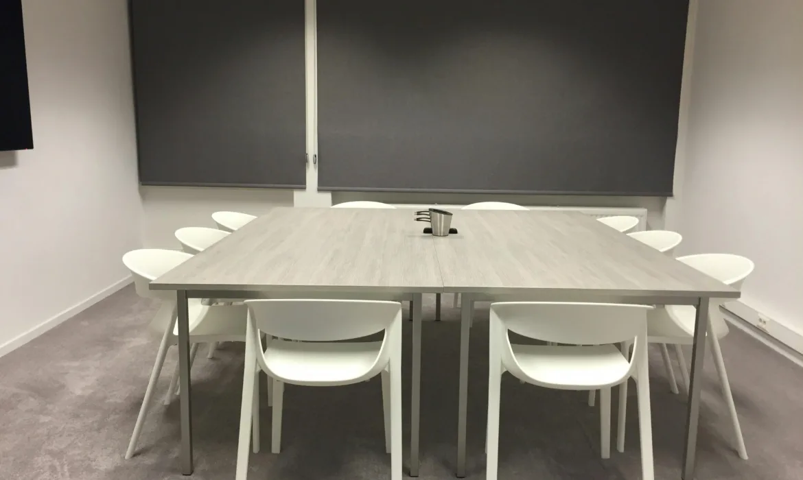 Révolutionnez la réservation de salles de réunion avec deskare