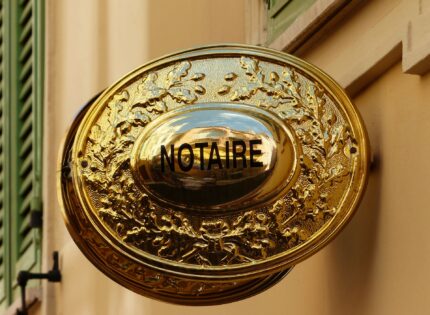 Comment mettre la pression à un notaire ?