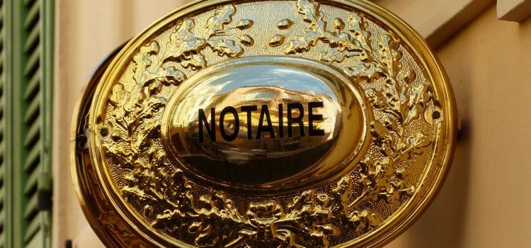 Comment mettre la pression à un notaire ?